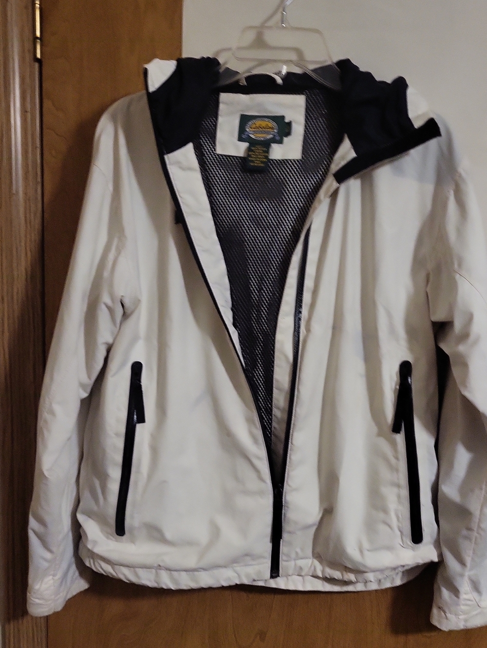 Cabela's White and Black Hooded Ski Shell Jacket